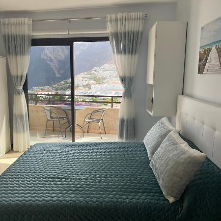 Studio With Fantastic Sea View In Los Gigantes Puerto de Santiago  Exteriör bild